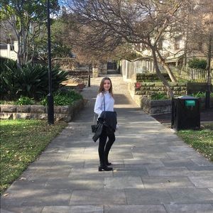 Meet your Posher, Kayla